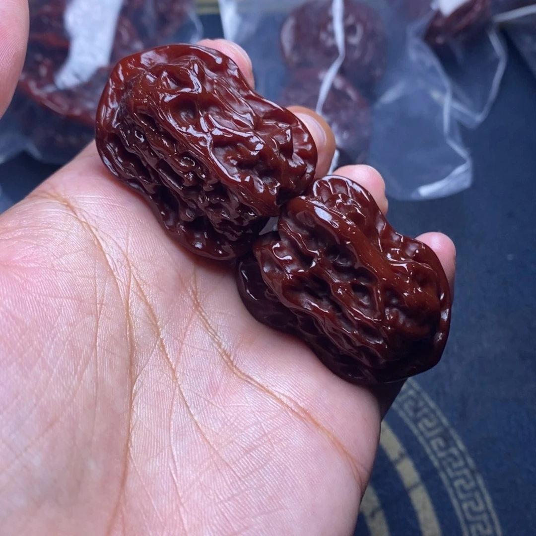 文玩核桃吊坠花生32