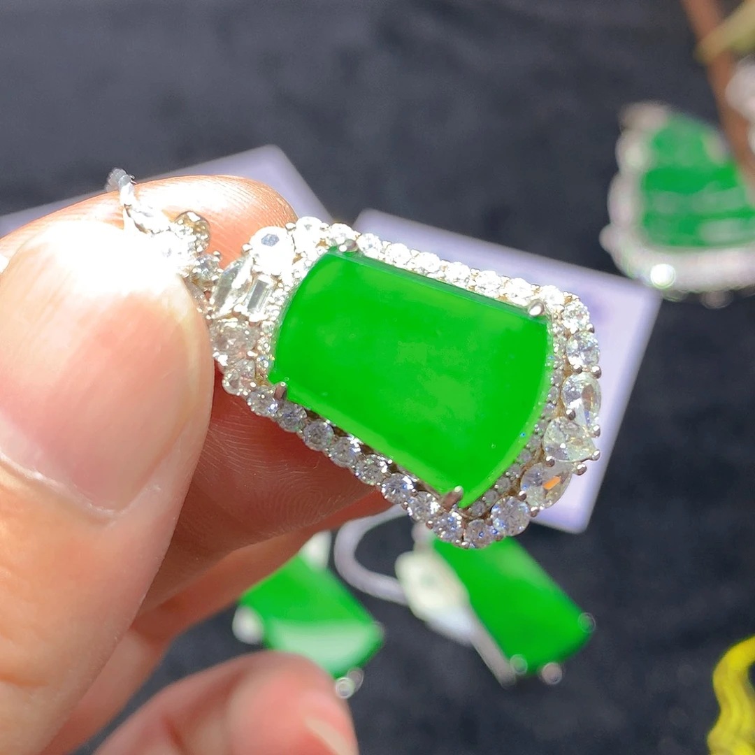 翡翠银S925镶嵌颈饰我