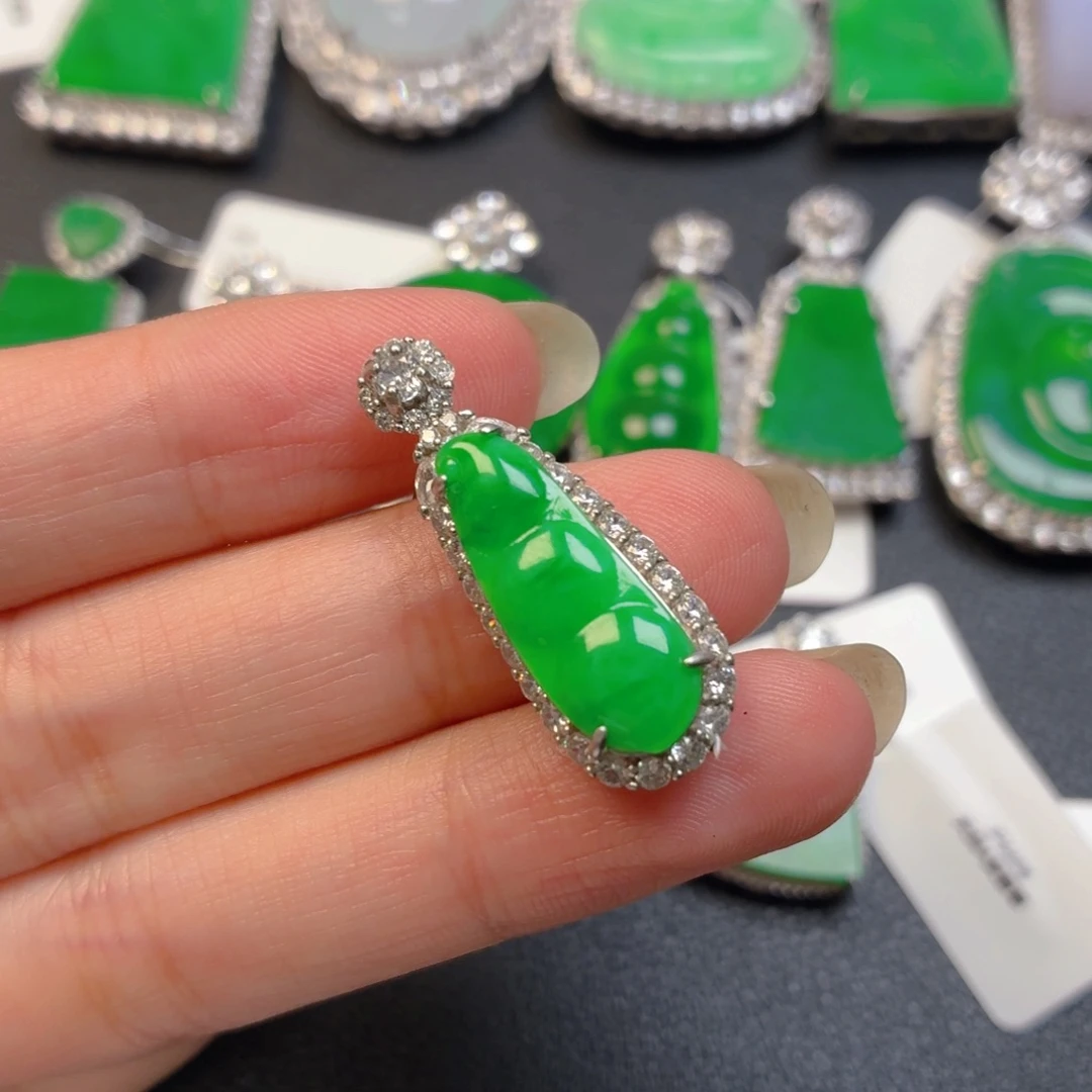 翡翠银S925镶嵌颈饰