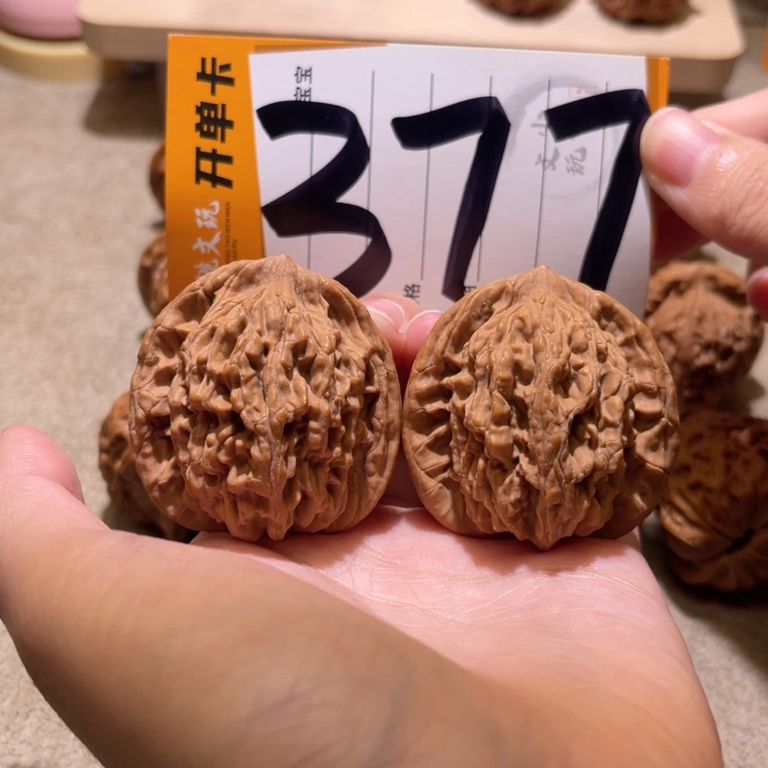 文玩核桃把件全品42虎头47克