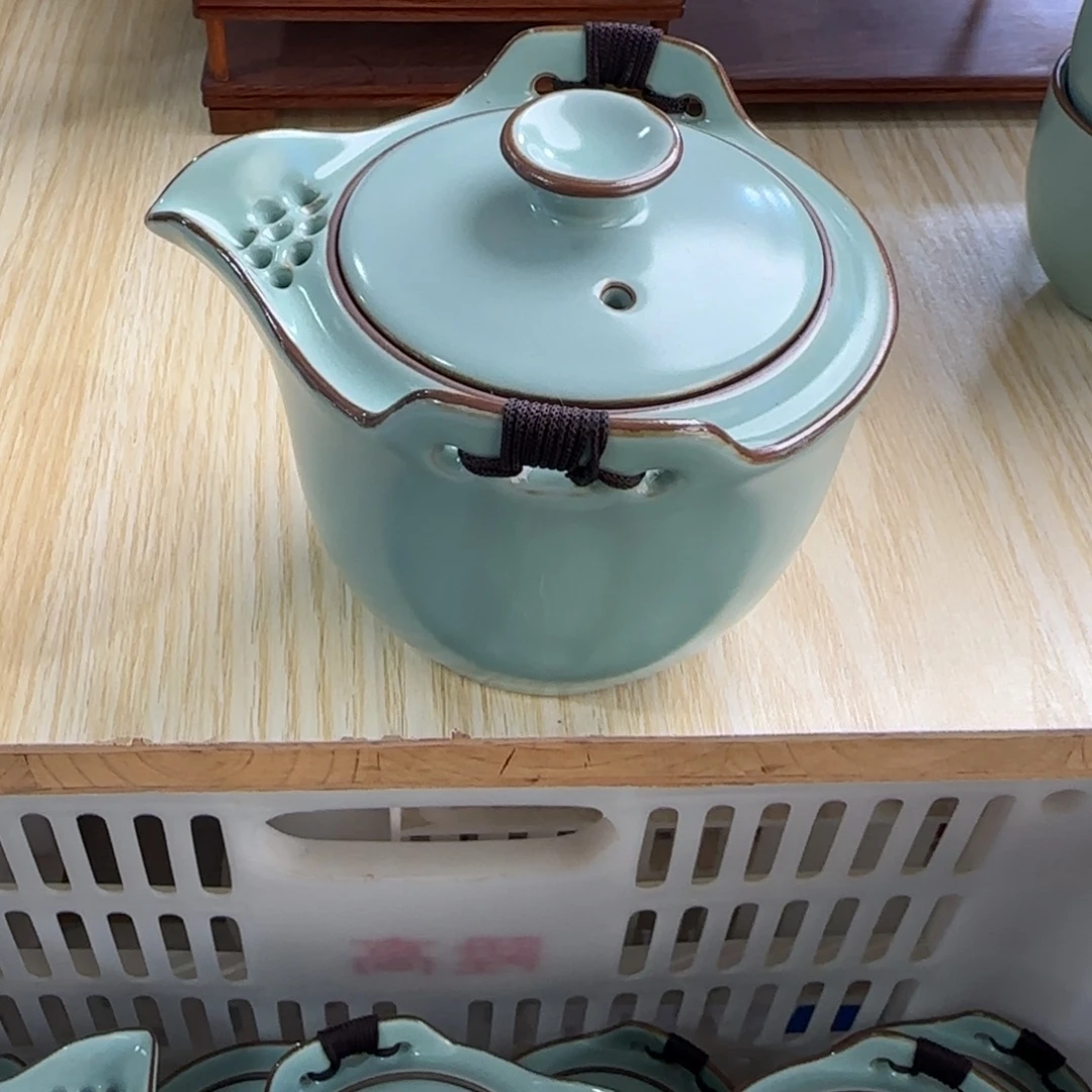 瓷片清仓库，小微瑕。