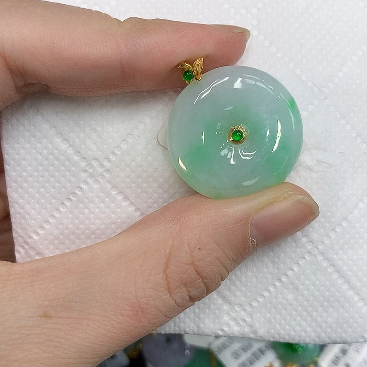 颈饰18K金镶嵌翡翠1345677889