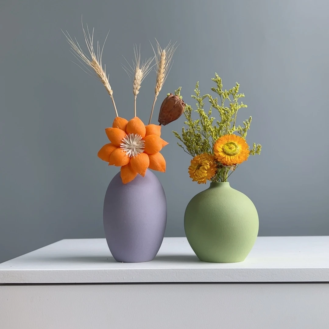 摆件陶瓷小花瓶摆件含花总高约20-30cm