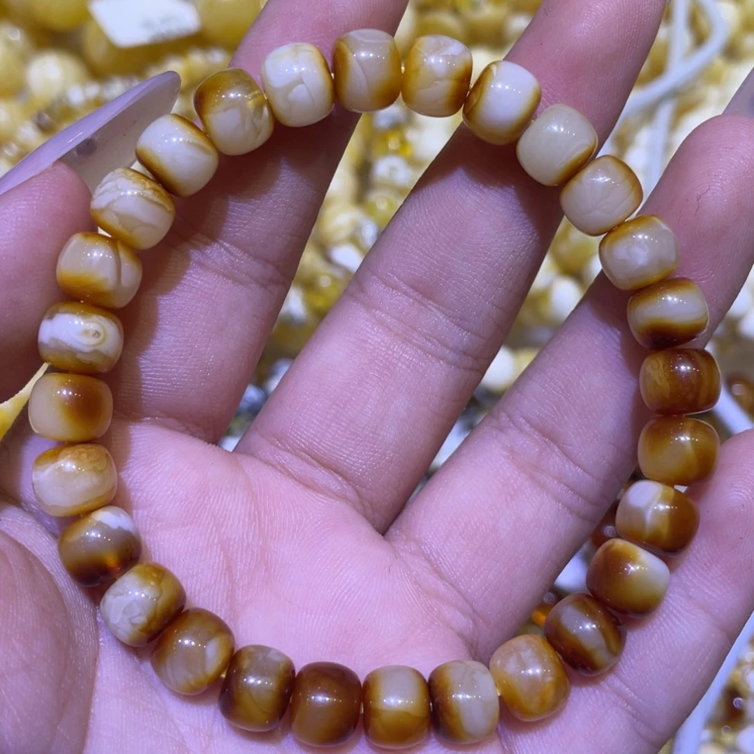 蜜蜡未镶嵌珠宝奇石8m