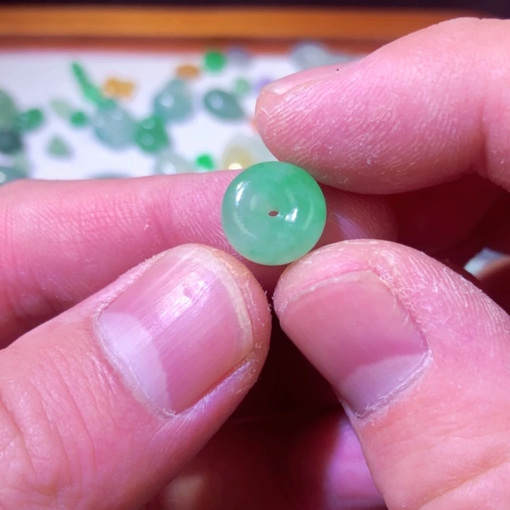 定制翡翠未镶嵌天然a货翡翠