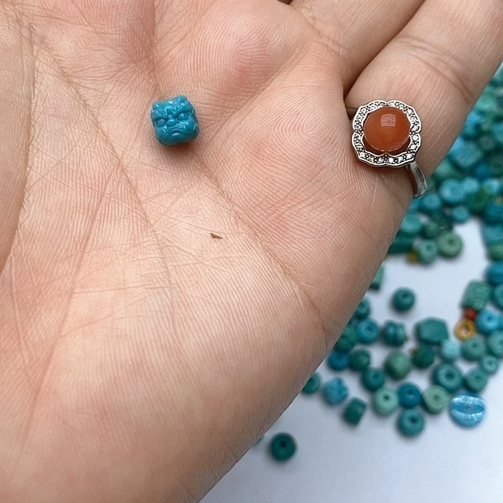 未镶嵌南红玛瑙珠宝奇石