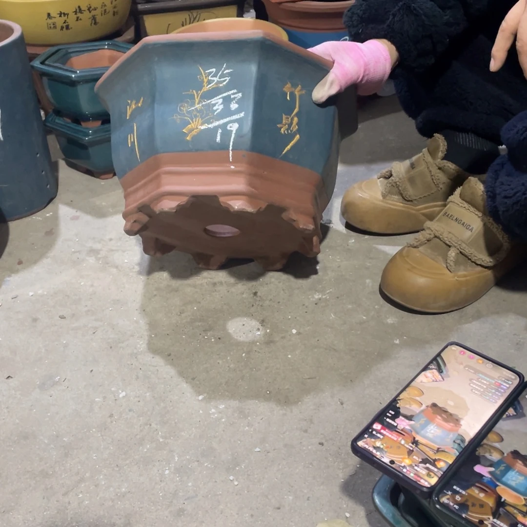紫砂花盆紫砂之都