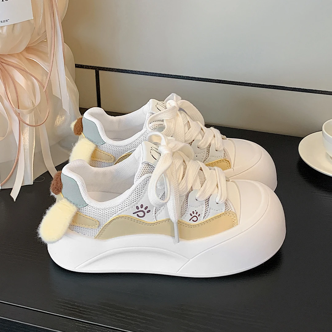 态度女鞋网红新秋季小白鞋板鞋厚底时尚休闲鞋秋季ins高智淡人风