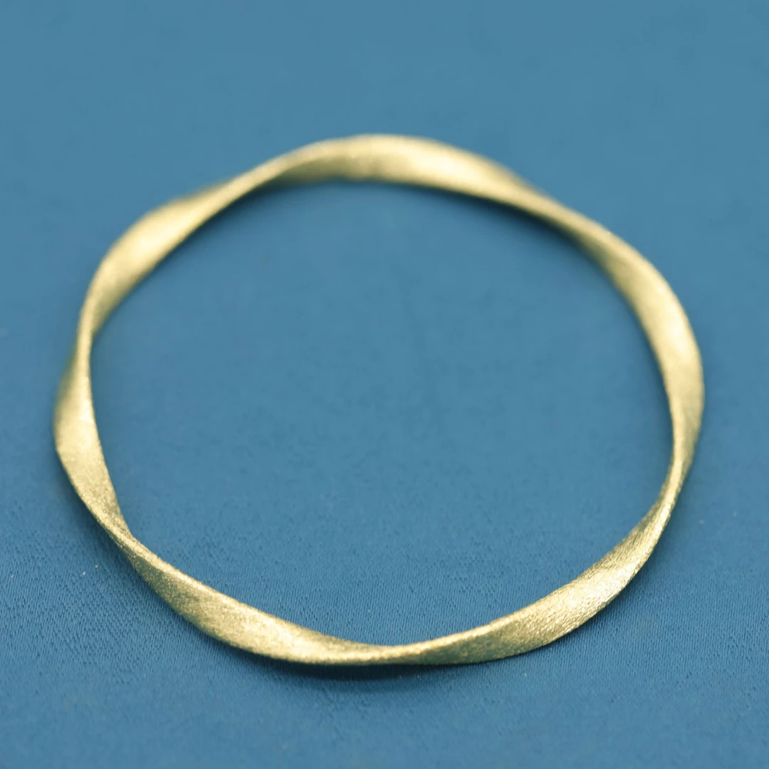 【高级定制】收藏级轻奢时尚设计手镯Y083