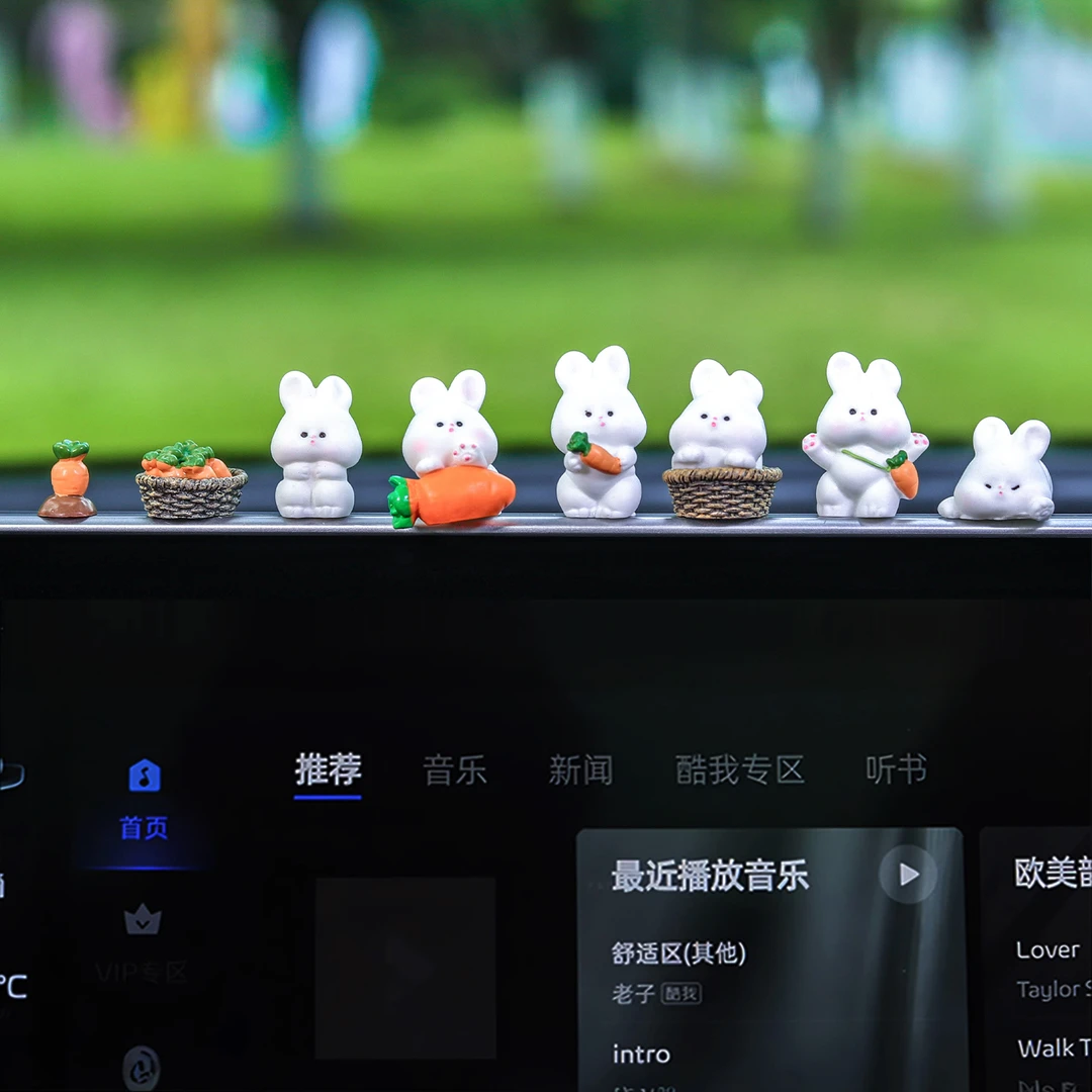 网红可爱卡通兔子车载摆件车内饰品汽车中控台屏幕趴趴车载装饰品
