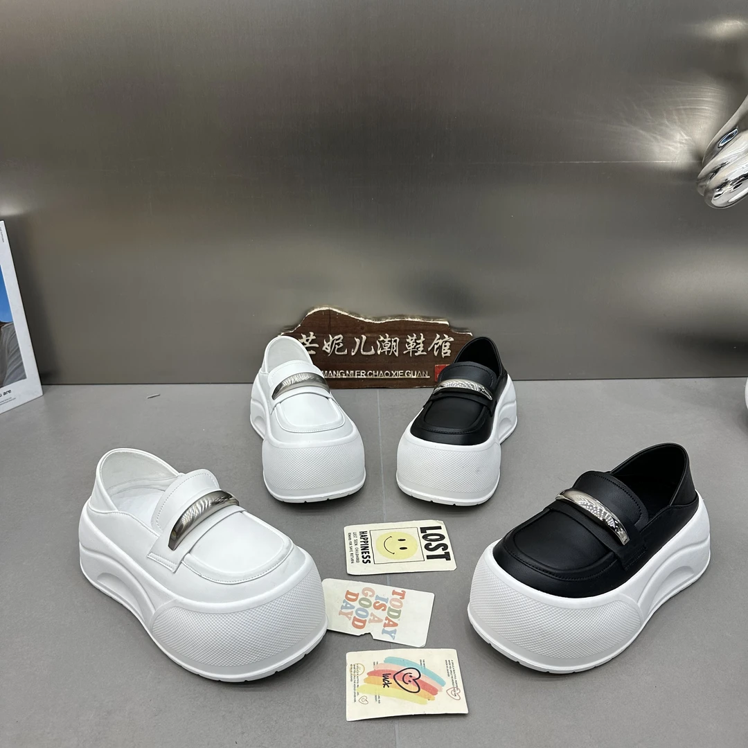 MANGNIER/网红超火小白鞋娃娃大头休闲百搭松糕鞋厚底真皮板鞋女