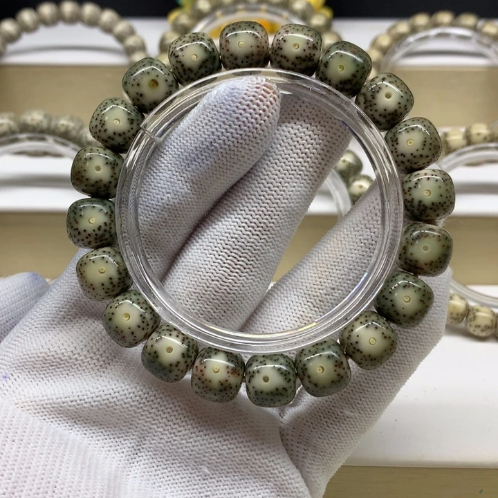 手串星月菩提27号 深灰大眼睛12/11