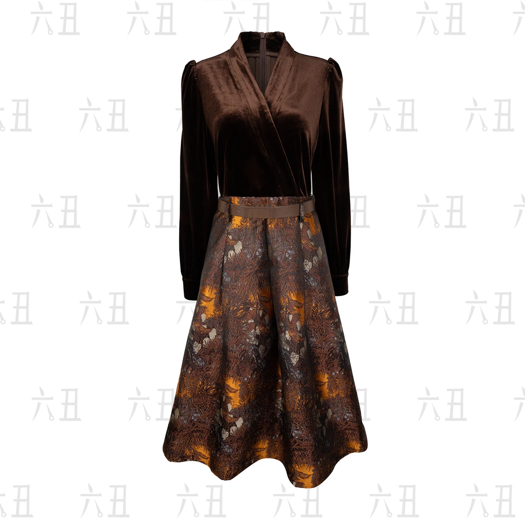 【六丑】新款高级感气质下摆提花丝绒拼接大摆连衣裙412LYQ0677