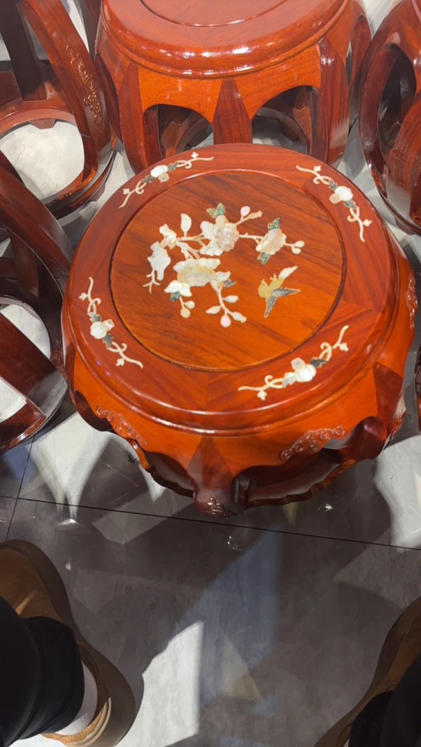 镶嵌类古凳（海棠凳）宽30高35（1只）