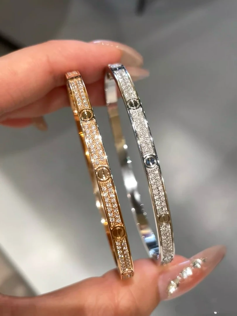 18k金钻石窄版手镯天然钻石（24小时鉴赏期）多样性发其一