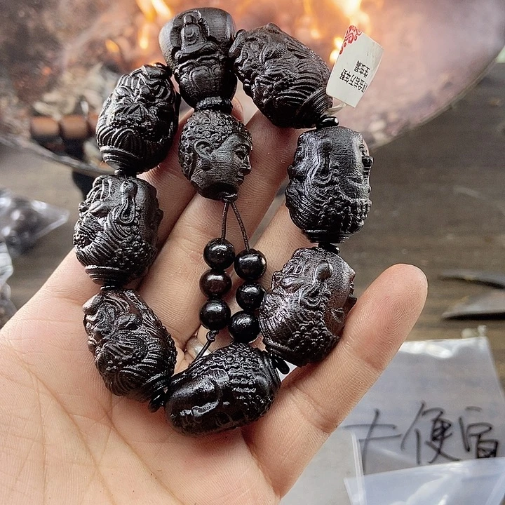 非洲檀香无事牌1024