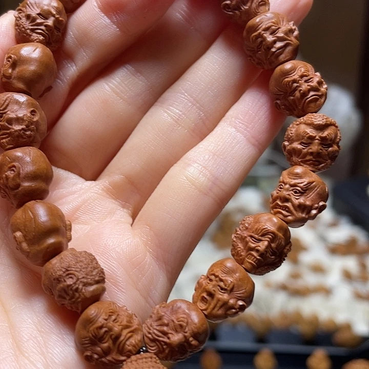 橄榄核吊坠龙纹桃核 十八罗汉