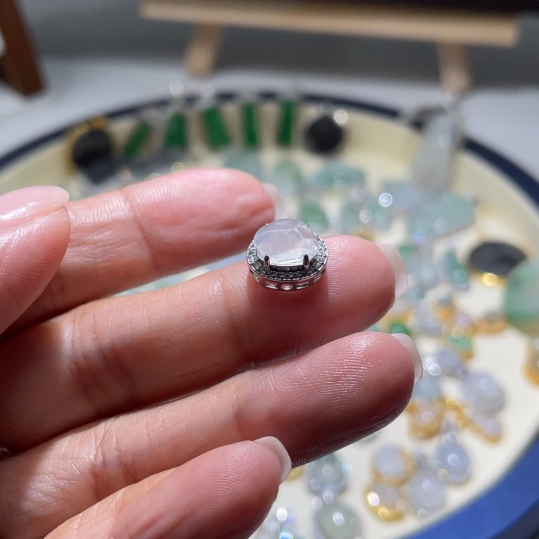 颈饰银S925镶嵌翡翠吊坠