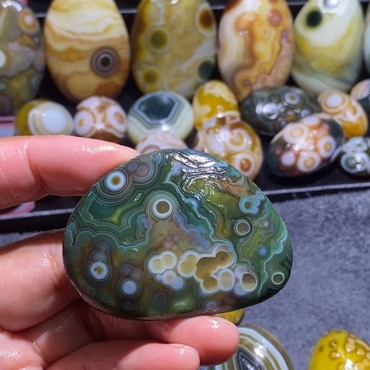 玛瑙/玉髓未镶嵌珠宝半成品39