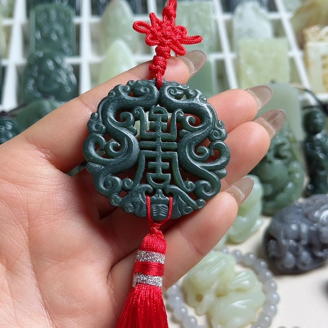 和田玉未镶嵌挂件