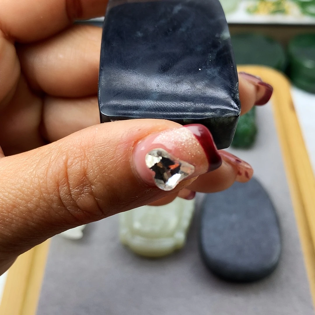 和田玉（糖玉）未镶嵌珠宝半成品