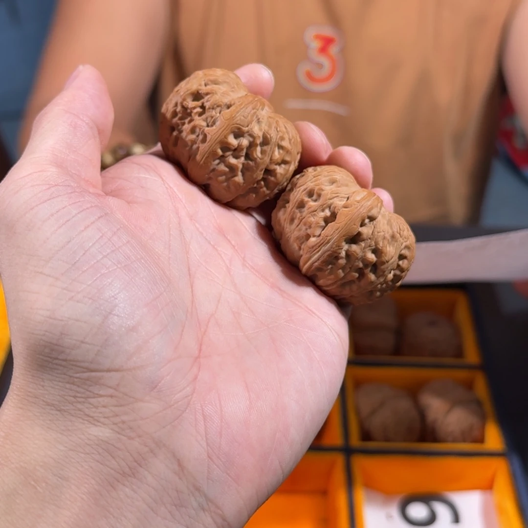 文玩核桃把件228号元宝38-39mm