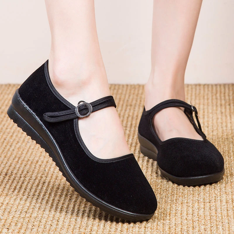 布鞋女鞋低帮鞋中老年平底春秋劳保老北京布鞋休闲耐磨散步酒店