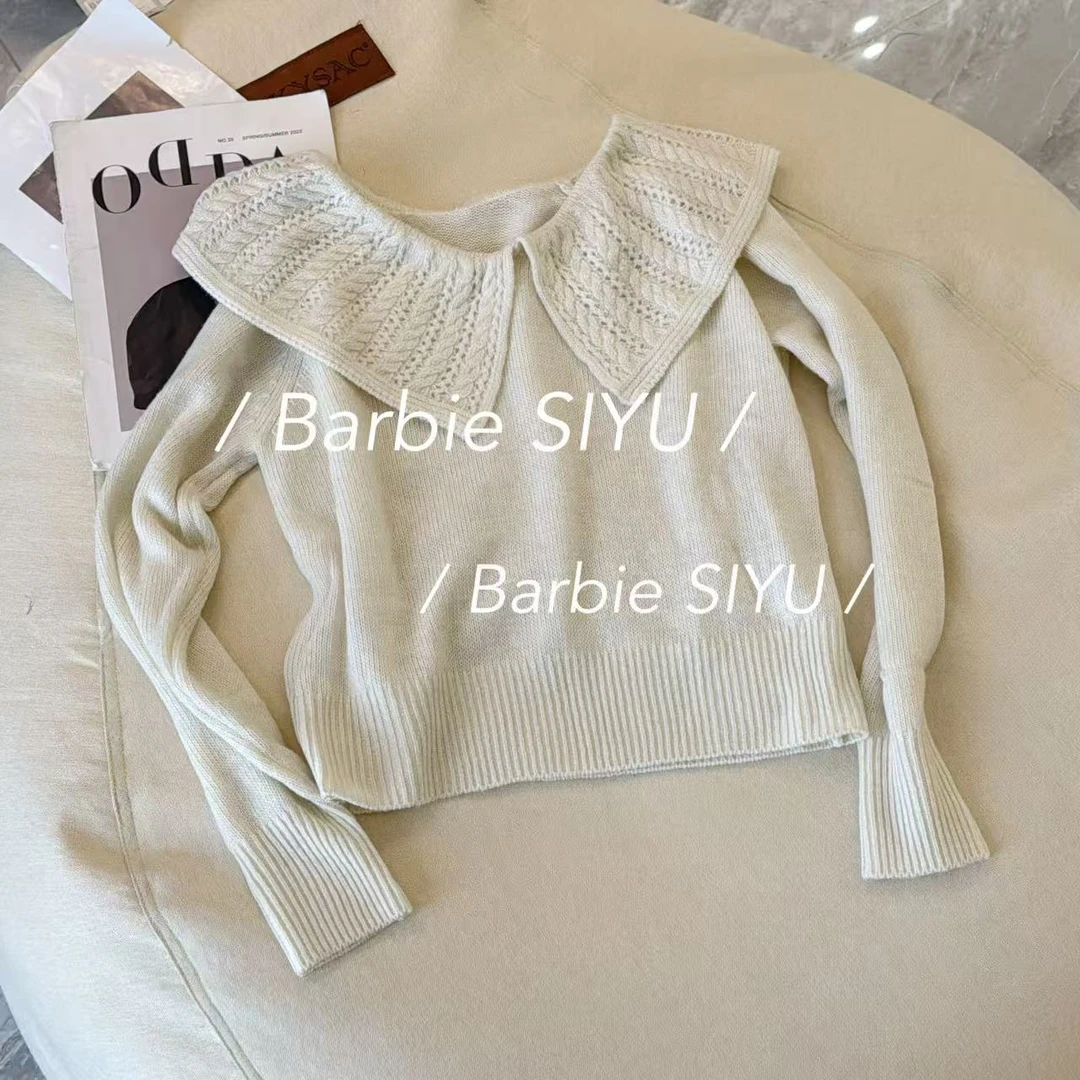 Barbie Siyu【闲庭领韵】5952新款时尚钩花设计感大翻领修身上衣