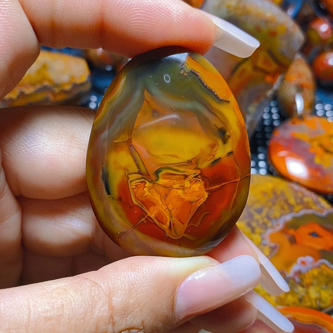 玛瑙/玉髓颈饰未镶嵌