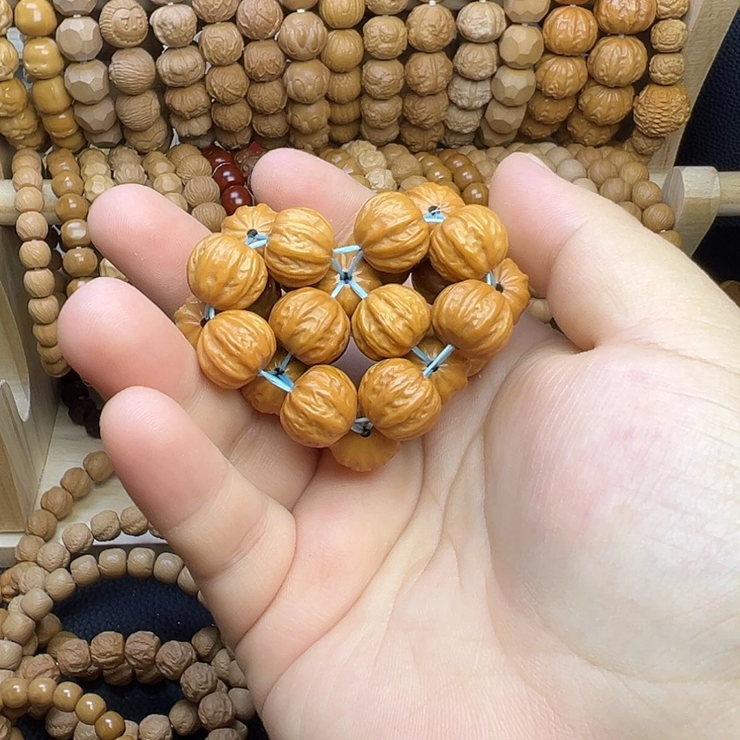 手串猴头核桃轻松解压紧凑型捏捏乐