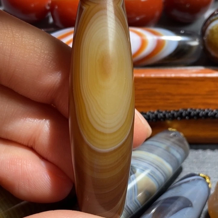 玛瑙/玉髓合金颈饰