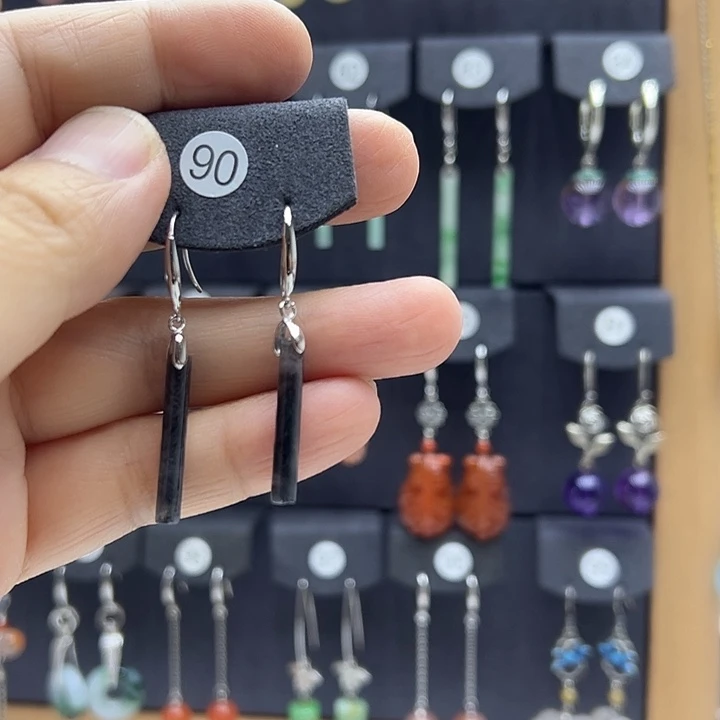 银S925镶嵌翡翠耳饰