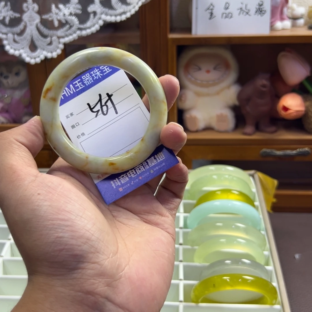 蛇纹石玉未镶嵌手镯760