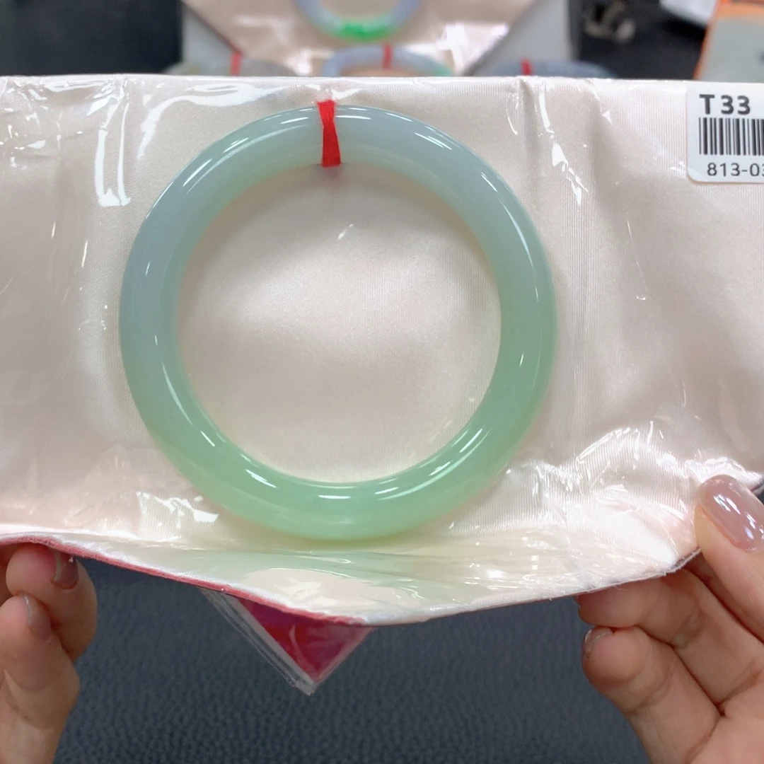 未镶嵌手镯翡翠翡翠