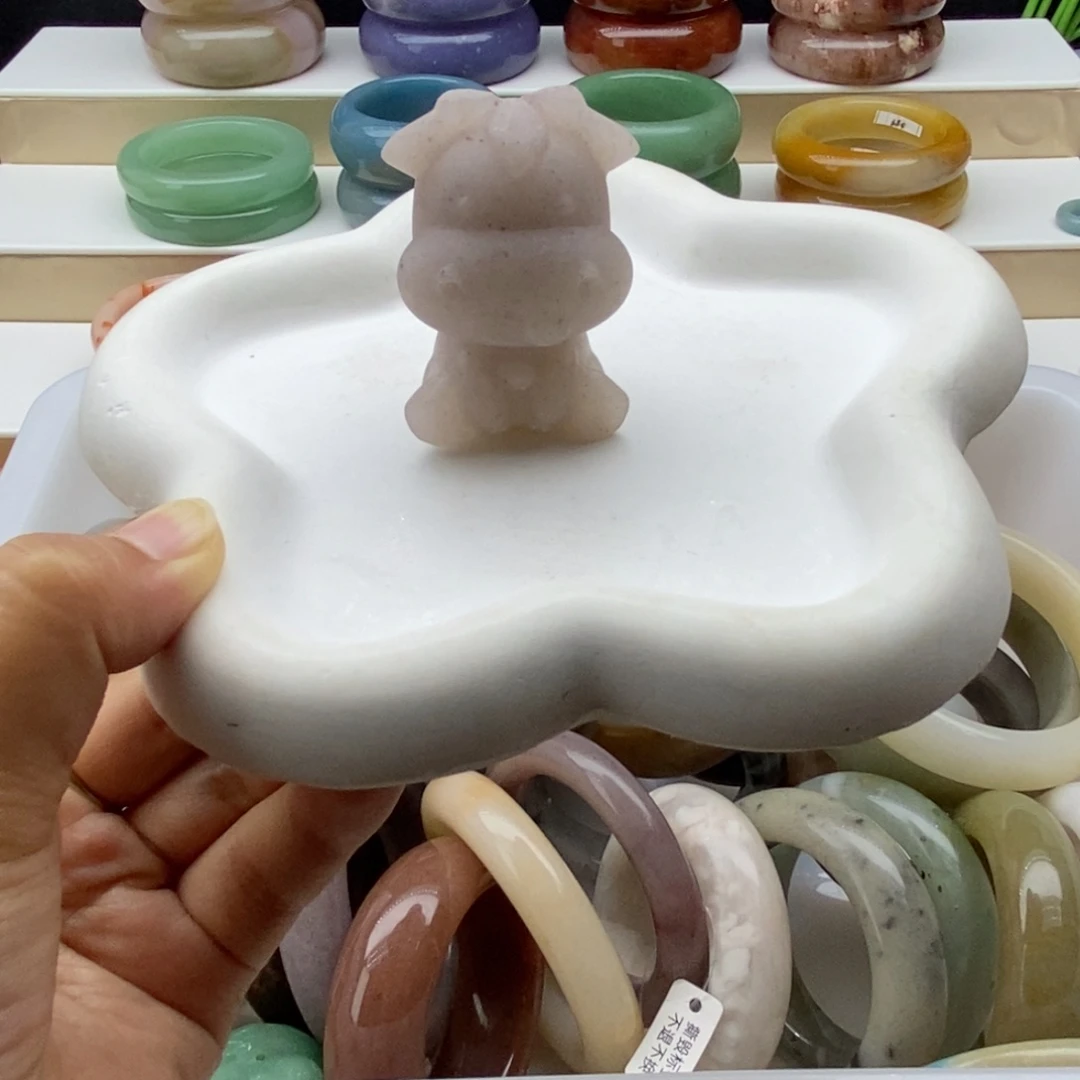 石英岩玉未镶嵌手镯