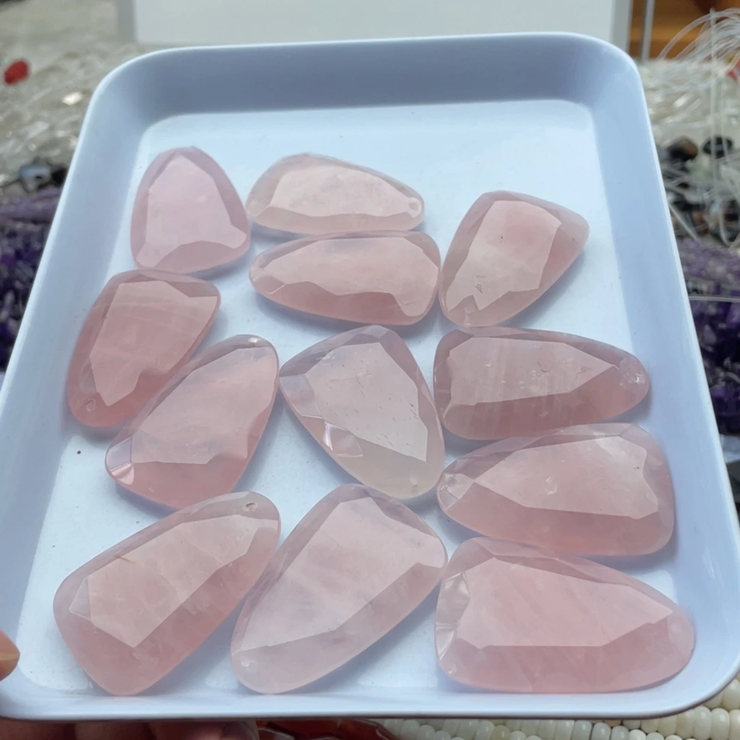 玛瑙/玉髓合金珠宝半成品一个装粉水切面三角牌吊坠28*45mm