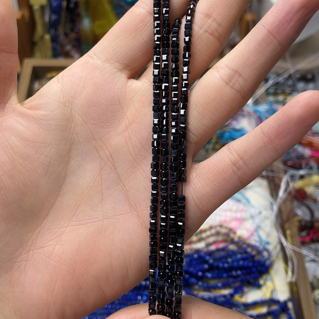 玛瑙/玉髓未镶嵌珠宝半成品卡3黑尖晶方糖一条