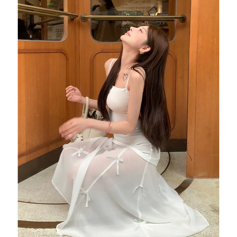 多穿法重工绝美!设计感蝴蝶结吊带连衣裙