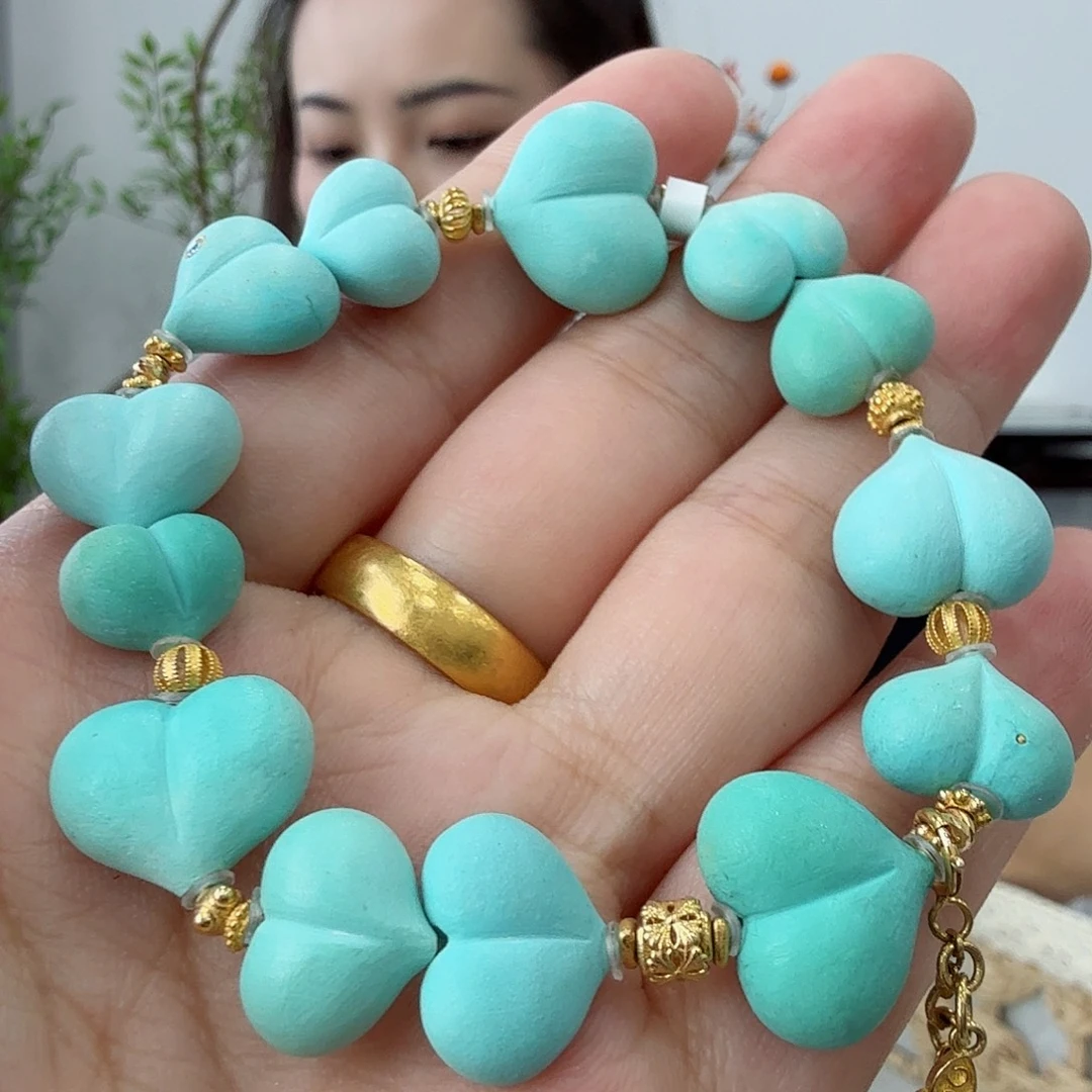 苹****绿松石未镶嵌珠宝奇石