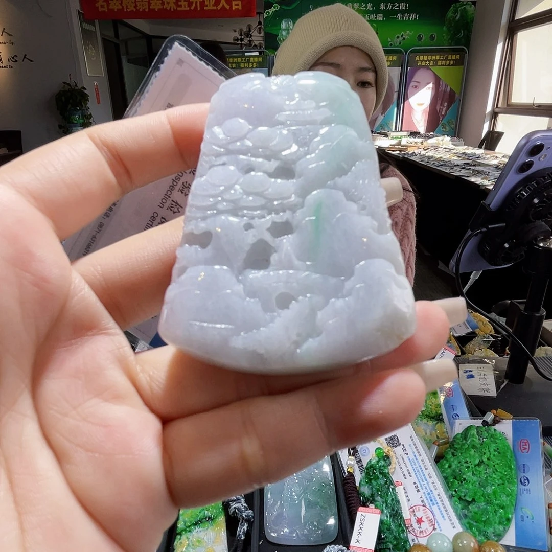 颈饰未镶嵌翡翠一