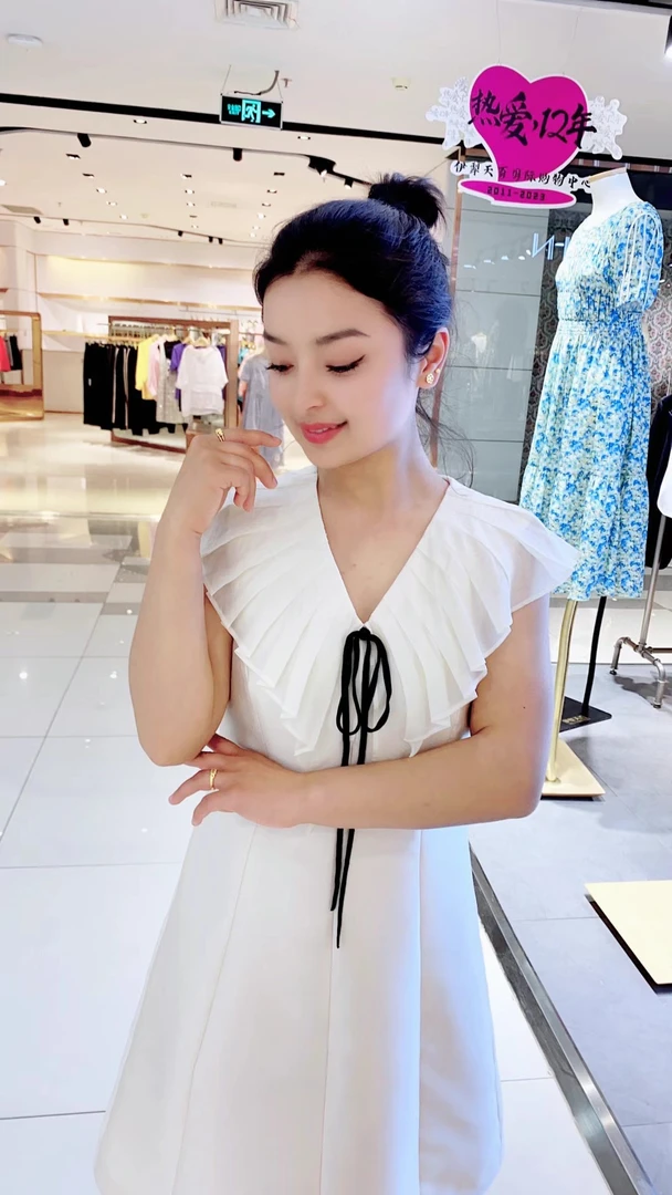 V领A摆收腰群（直播间专属链接不退换）