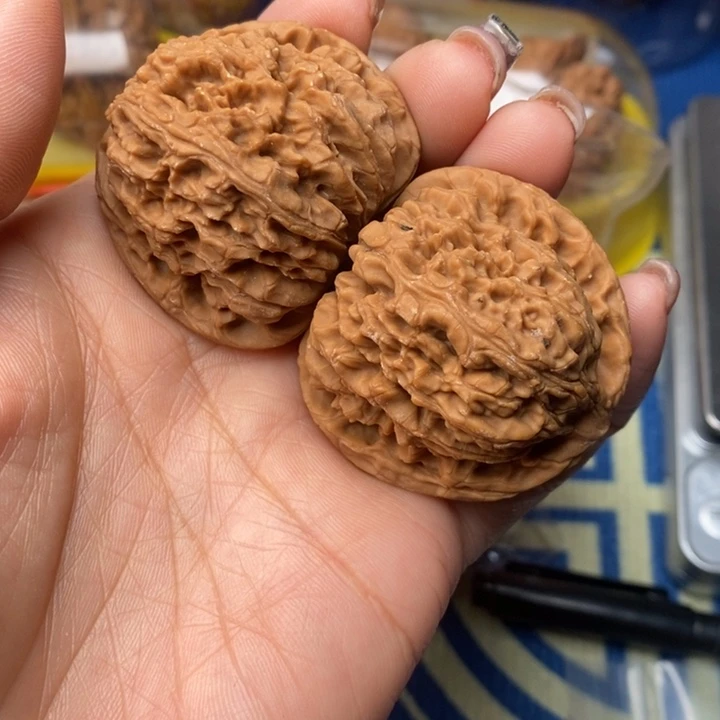 吊坠桃核南疆石44全品