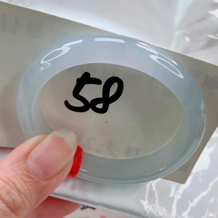 翡翠未镶嵌手镯贵妃52