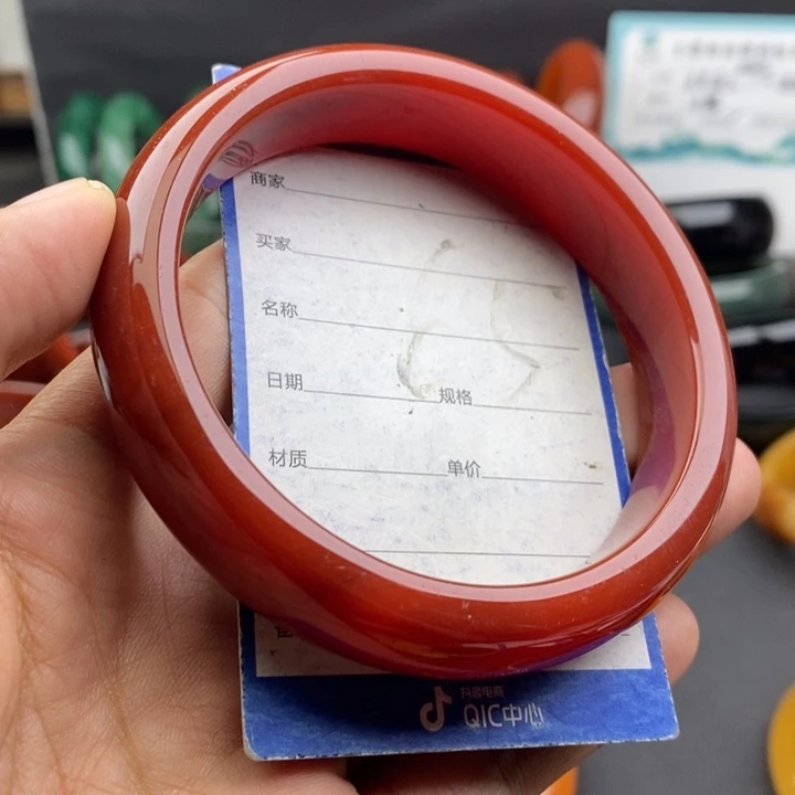 未镶嵌手镯石英质玉