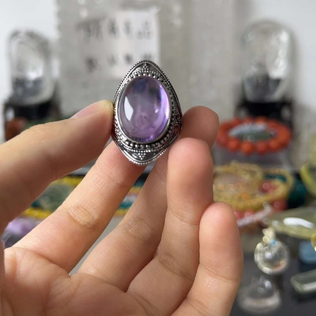 合金戒指水晶矿坑