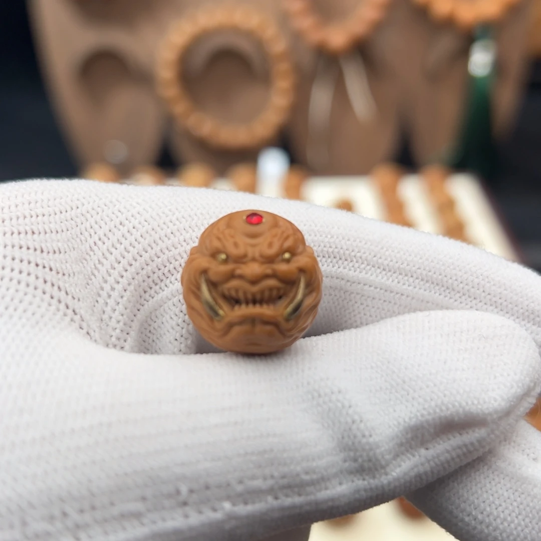 猴头核桃吊坠双獠牙