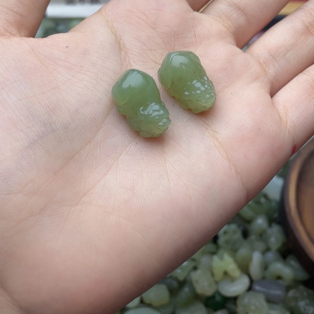 手链未镶嵌和田玉小****）