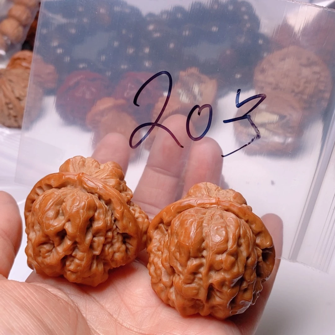 桃核吊坠?****噻蛤蟆头福利