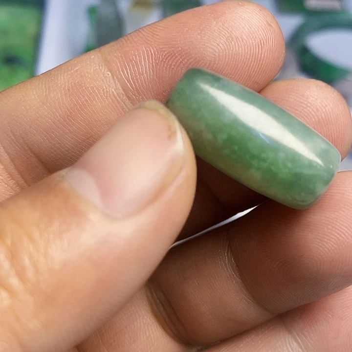 翡翠散珠天然翡翠A货挂件