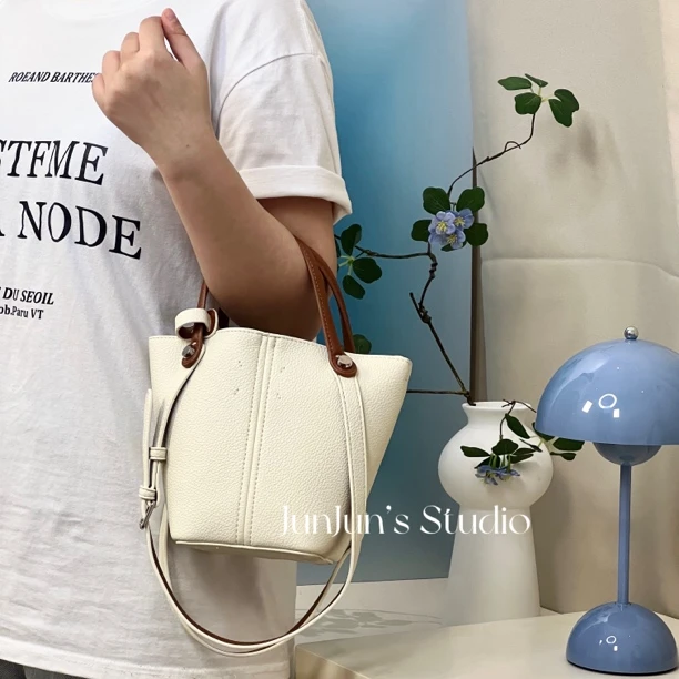新款百搭高级质感菜篮子女单肩斜挎手提腋下包